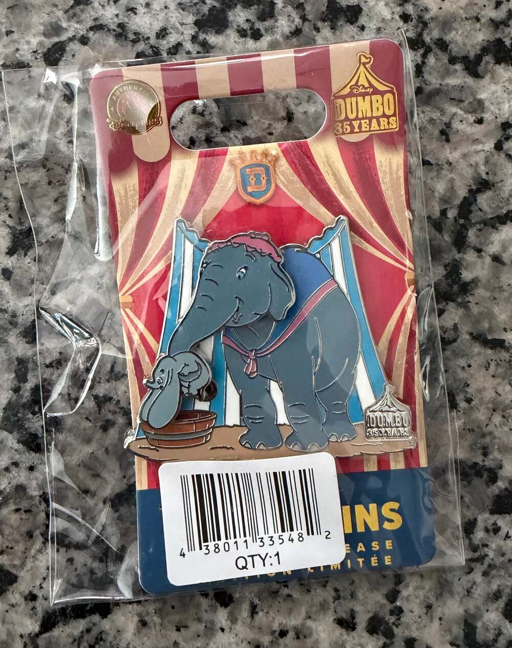 Disneys Dumbo & Mrs. Jumbo 85th Anniversary LE pin NWT